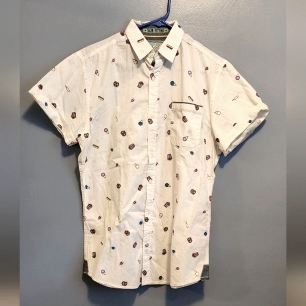 NWOT GOOD VIBES men's short sleeve button-up shirt. MEDIUM slim fit 100% cotton